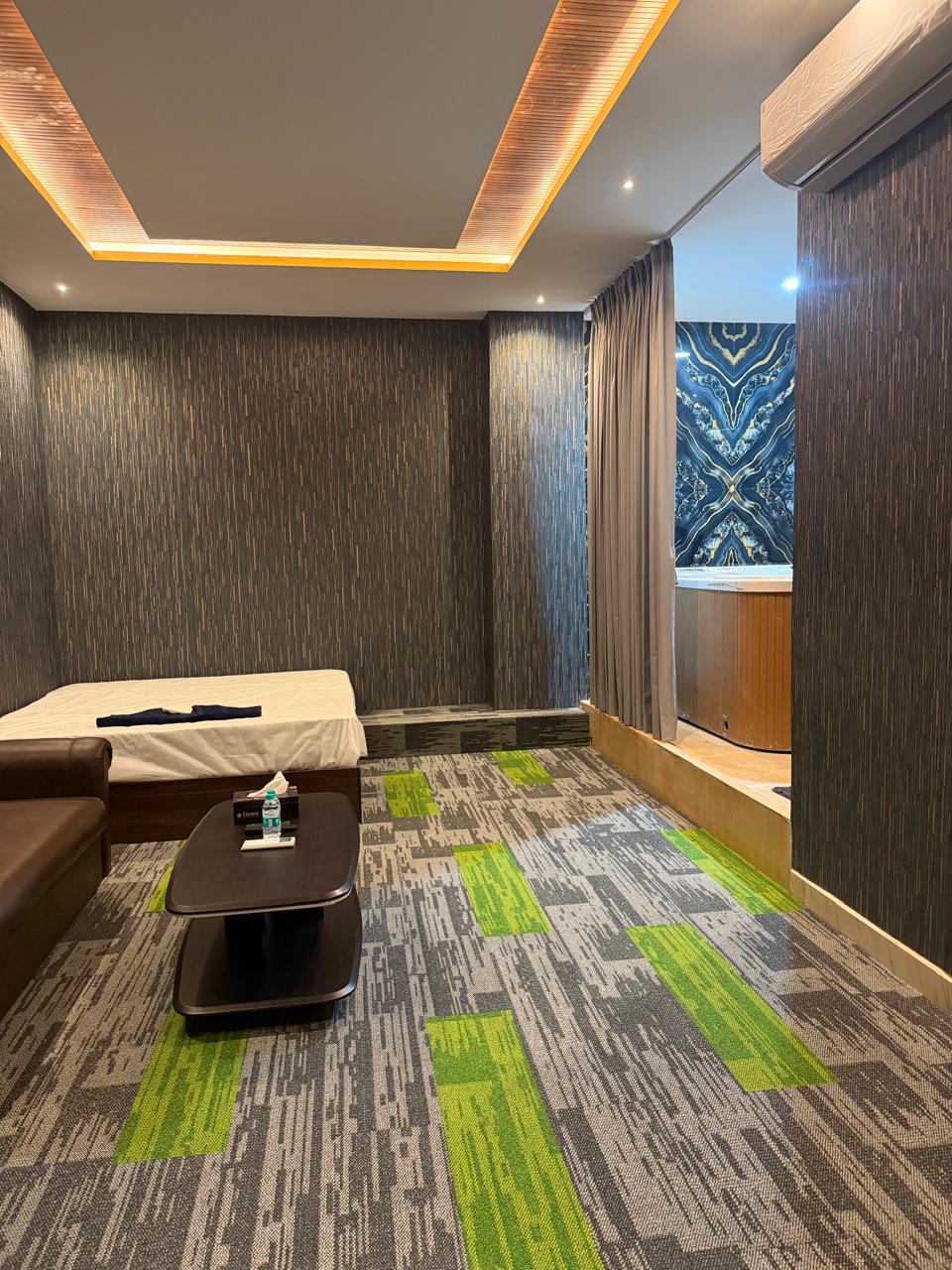 Traditional Herbal Spa
